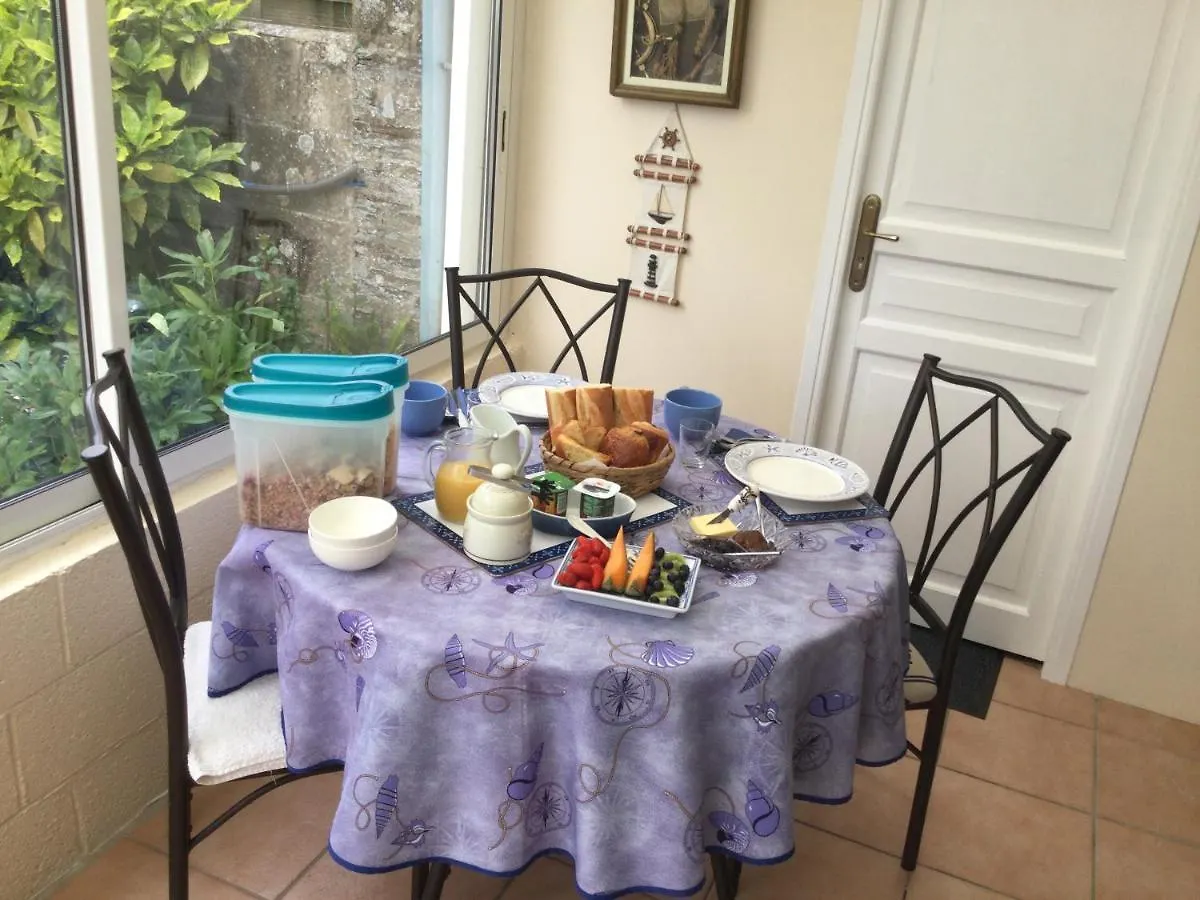 Les Voiles Vertes Moidrey Bed & Breakfast